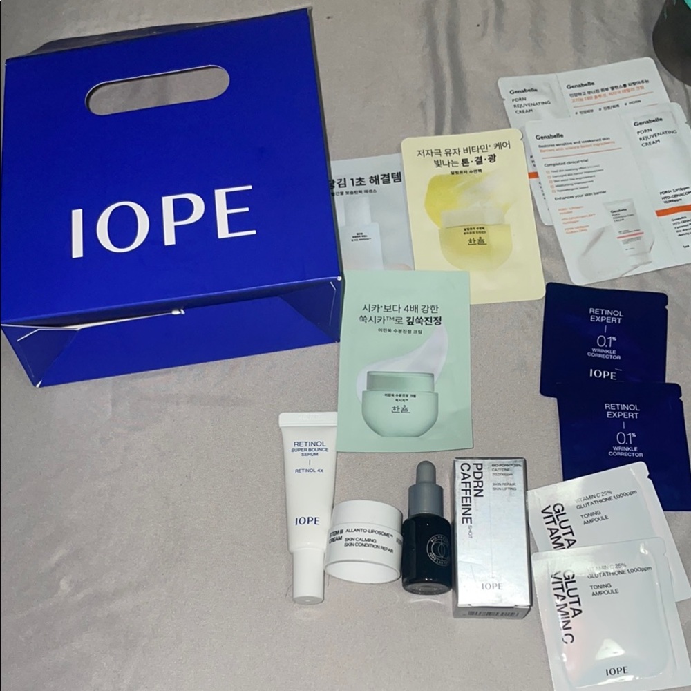 IOPE skincare kit